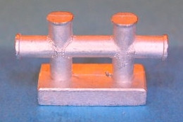 Doppelkreuzpoller für Modellschiffe, 1:100, H=11 L=19 B=5mm, Maßstab :1:100