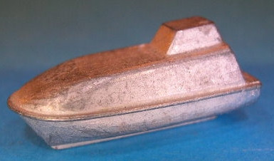 Rettungsboot Maßstab:   nach Schiffsgröße / Gewicht in gr. ca.:  22 / Höhe in mm ca.:  12 / Länge in mm. ca.:  38 / Breite in mm ca.:  12 / unbehandelt, unlackiert und nicht entgratet.