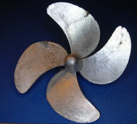 Propeller für Modellschiff, 1:75 und 1:100,  4 Blatt,  ø = 66mm, rechtssdrehend