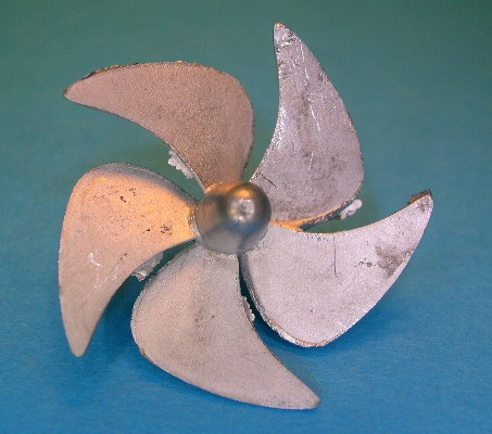 Propeller für Modellschiff, 1:150 und 1:100,  5 Blatt,  ø = 32mm, rechtsdrehend