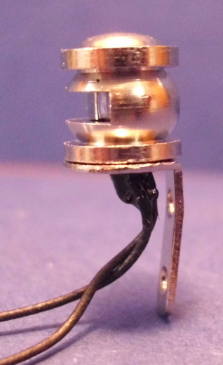 Mastlaterne mit Winkelhalter, hell, 3V,  ø 7 mm, 7 mm hoch,vernickelt