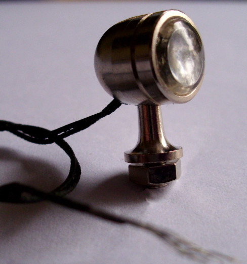 Suchscheinwerfer für Modellschiffe, ø 9, 14 mm hoch, fest, 3 Volt