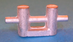 Doppelkreuzpoller für Modellschiffe, 1:100, H=13 L=28 B=4mm, Maßstab :1:100