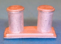 Doppelpoller für Modellschiffe, 1:100, H=10 L=19 B=7mm, Maßstab :1:100