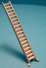 Treppe Maßstab 1:100 /unbehandelt, unlackiert und nicht entgratet.