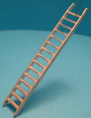 Leiter Maßstab:nach Schiffgrösse /unbehandelt, unlackiert und nicht entgratet.