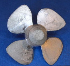 Propeller für Modellschiff, 1:100  4 Blatt,  ø = 35mm, rechtsdrehend Verstellpro.