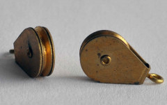 Einzelblock für Modellschiffe, eine Rolle mit 15 mm ø, Messing